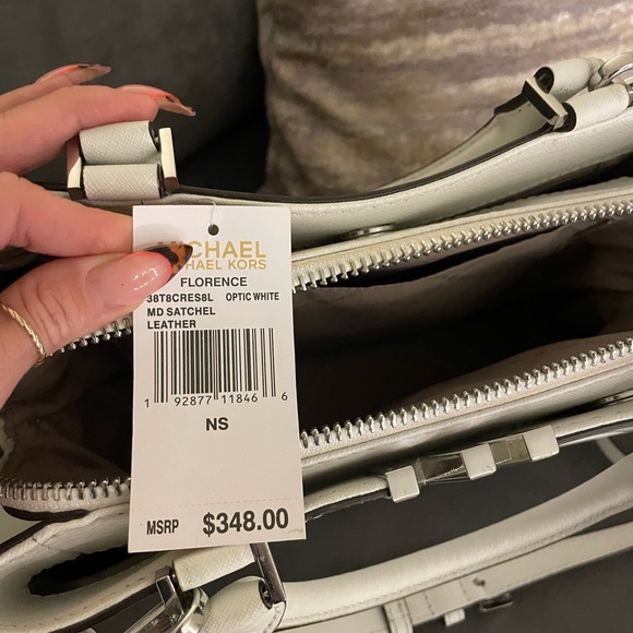 Michael Kors Florence Crossbody - Picture 5 of 6